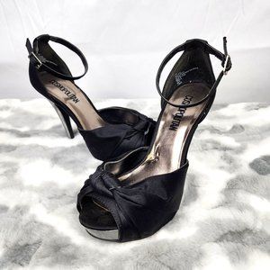 Cosmopolitan Black & Silver Women's High Heel Stiletto Shoes w/ Ankle Strap - 7M